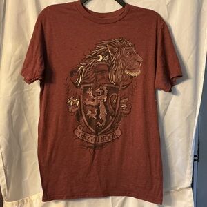 Gryffindor Lion Crest Maroon T-Shirt